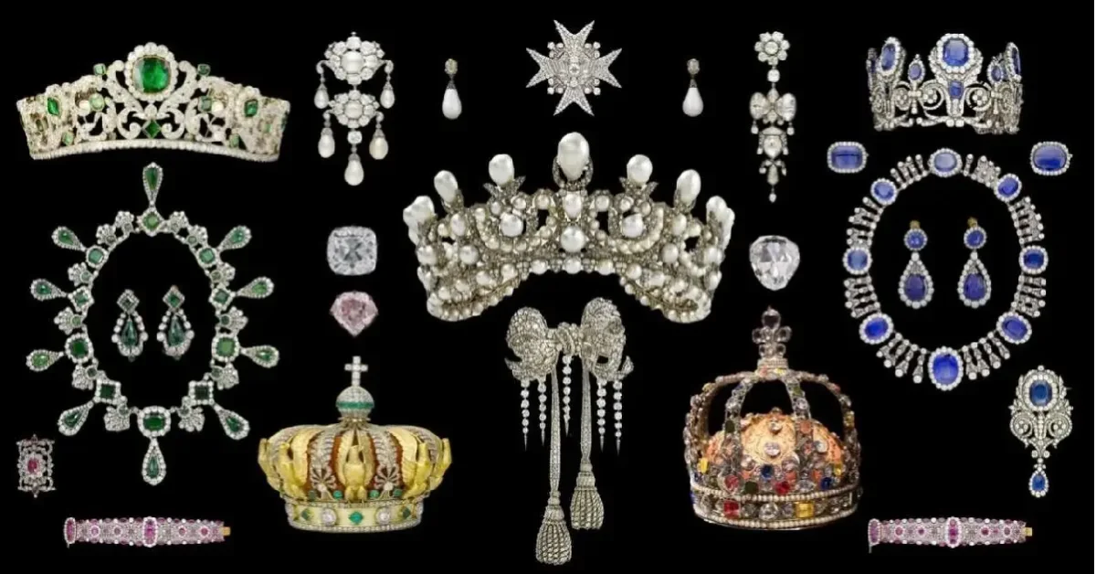 (VIDEO) Así fue el robo al Museo del Louvre; sustrajeron joyas históricas 2 (VIDEO) Así fue el robo al Museo del Louvre; sustrajeron joyas históricas