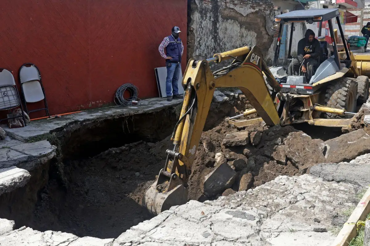 En la Romero Vargas hay 7 de 11 socavones formados en Puebla: Secretaría de Movilidad e Infraestructura 2 En la Romero Vargas están los socavones más grandes de Puebla