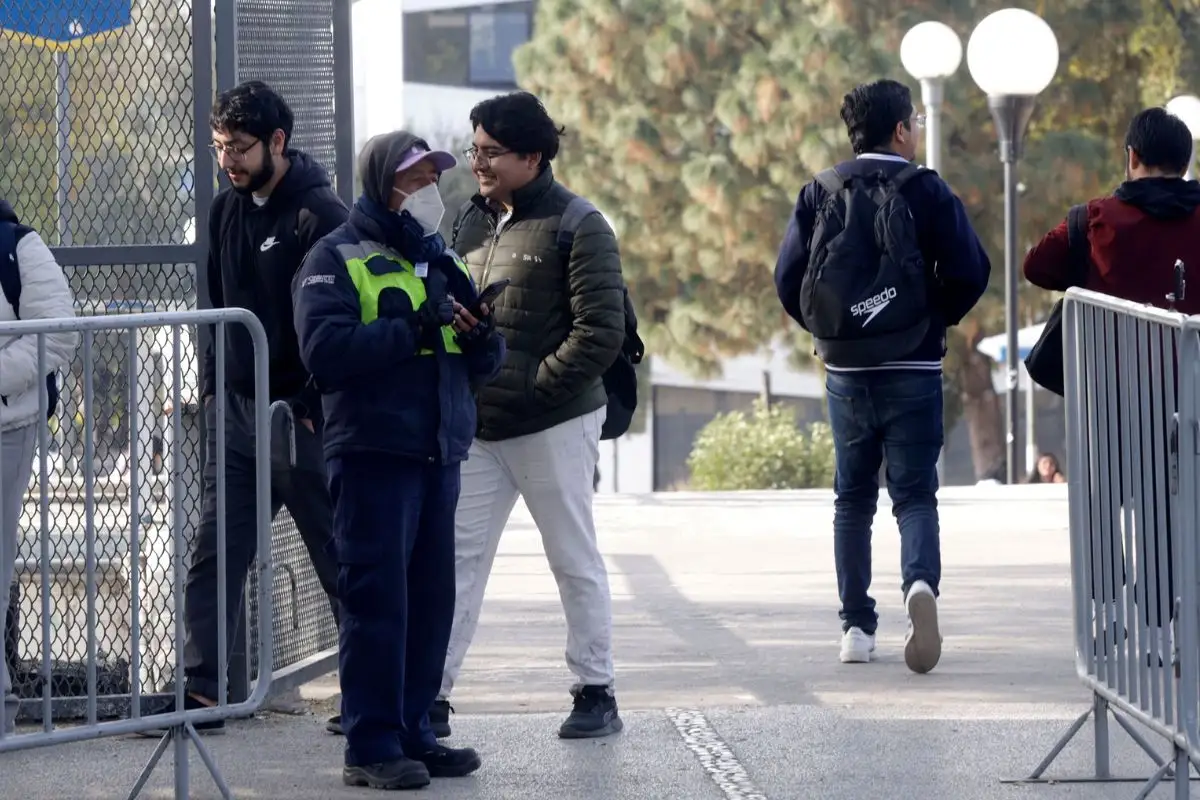Activan protocolos de seguridad por posible tiroteo en Computación de la BUAP