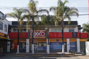 Asaltan Oxxo de la colonia El Mirador; esto fue lo que se robaron