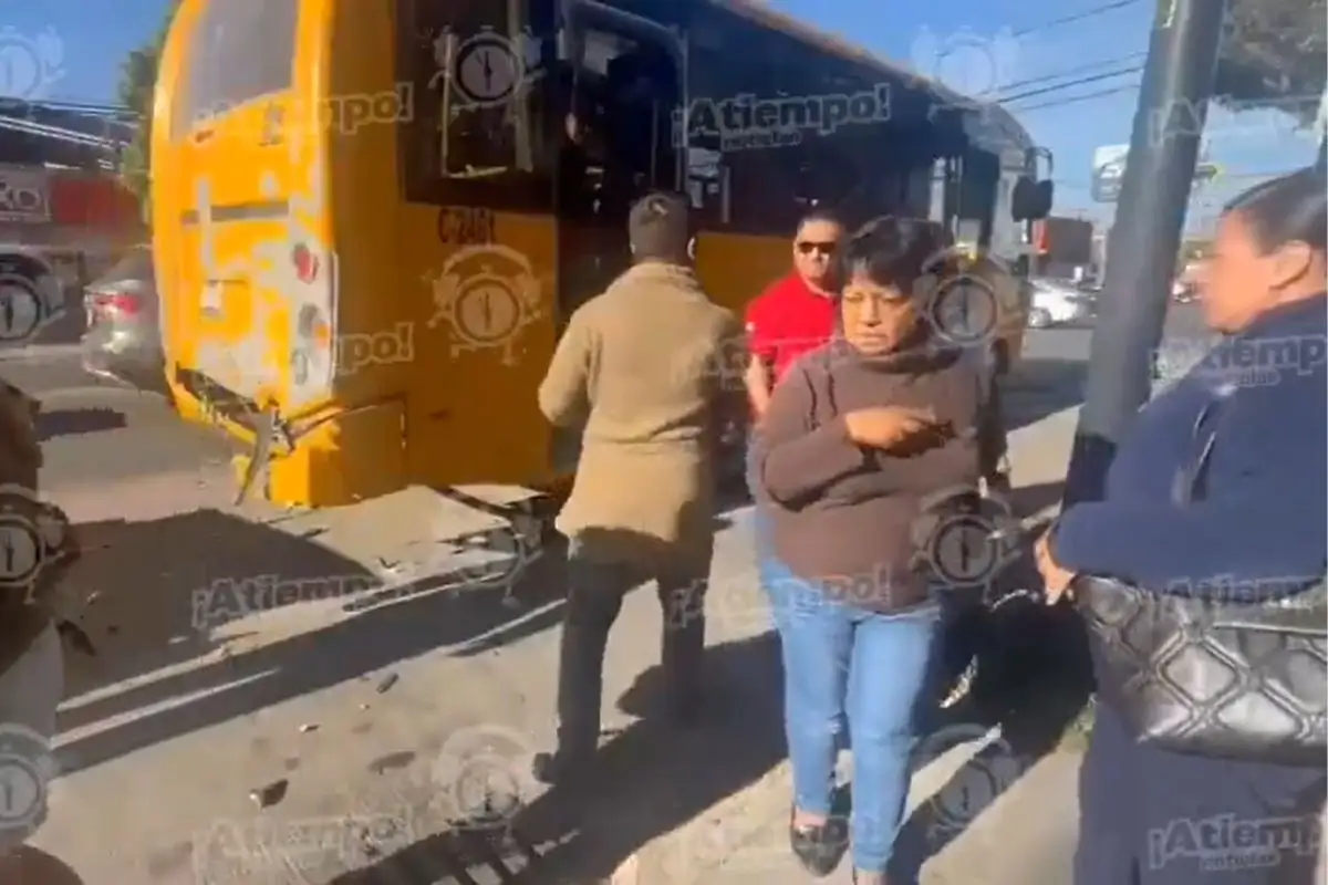 Choque entre un auto particular y Ruta 10 deja seis lesionados en la 31 Poniente