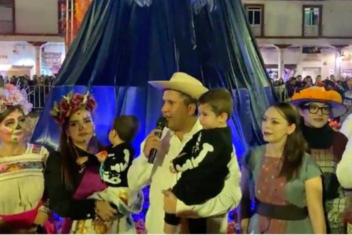 El momento exacto en el que matan al alcalde de Uruapan, Carlos Manzo: uno de sus agresores fue abatido 