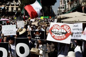 Ex alcaldes panistas nutrieron la marcha de la Generación Z en Puebla