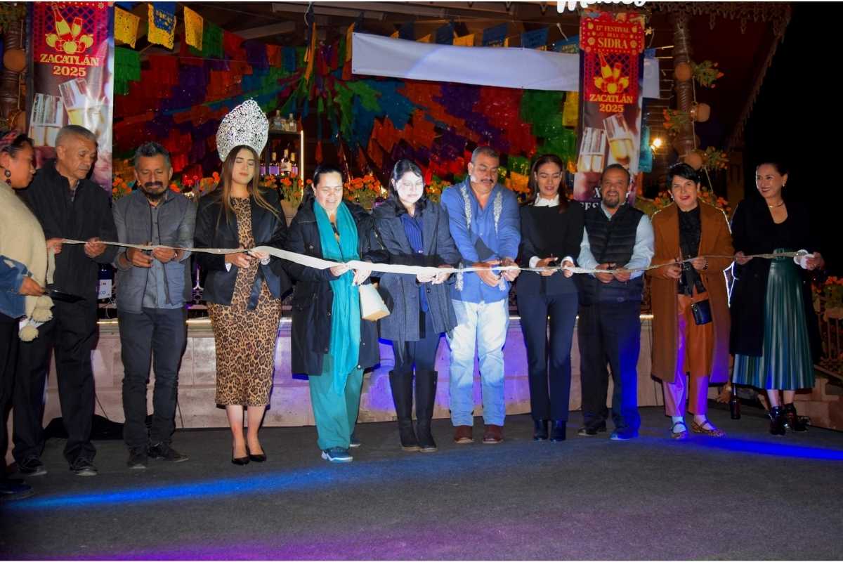 Gran noche se vivió en Zacatlán durante la inauguración del Festival de la Sidra edición 17