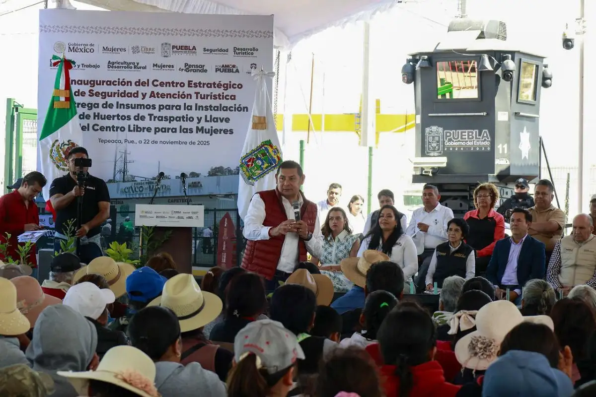 Inaugura Armenta un CESAT en Ajalpan y Tepeaca reforzarán seguridad para transportistas y visitantes