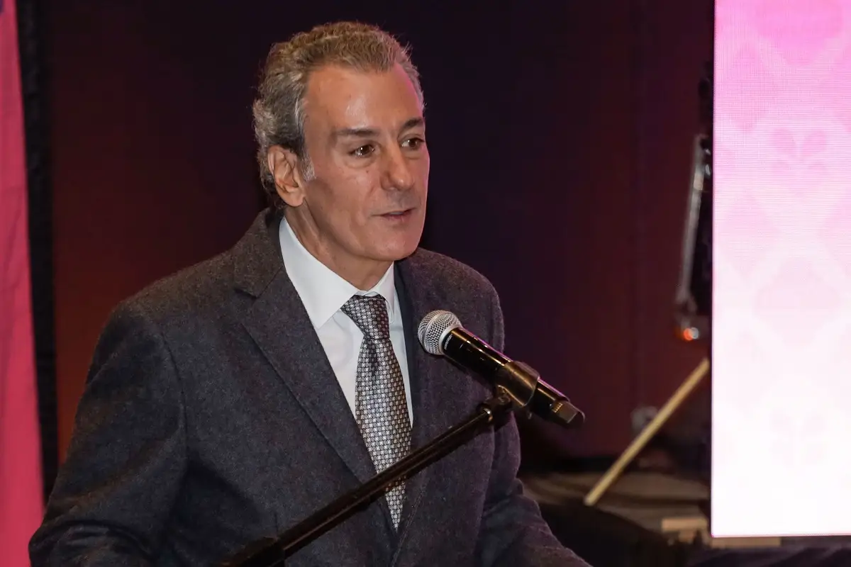 Ingresos de parquímetros se invertirá en bacheo y postes inteligentes con botón de pánico