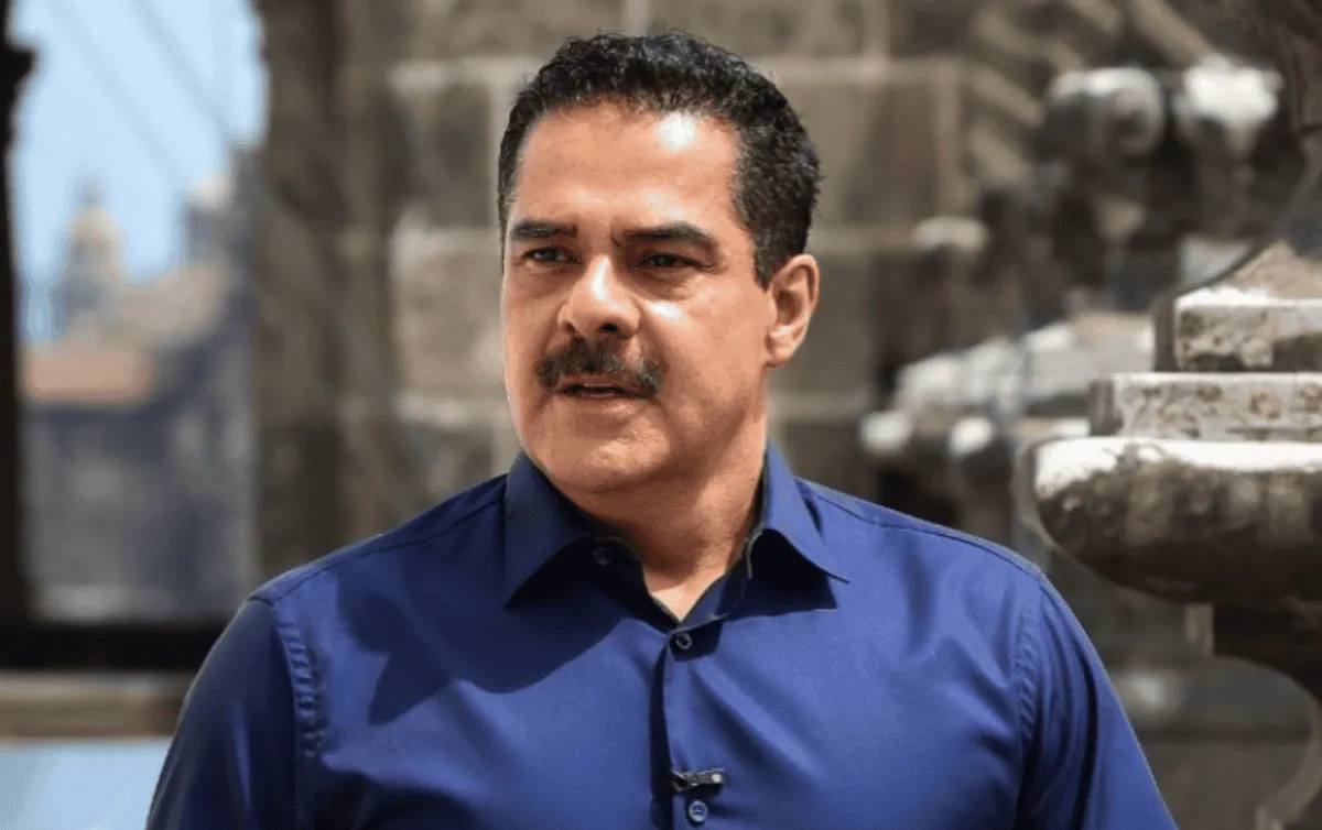 La Cotorrisa se burla de Javier Alatorre con comentario sobre su orientación sexual 2 La Cotorrisa se burla de Javier Alatorre