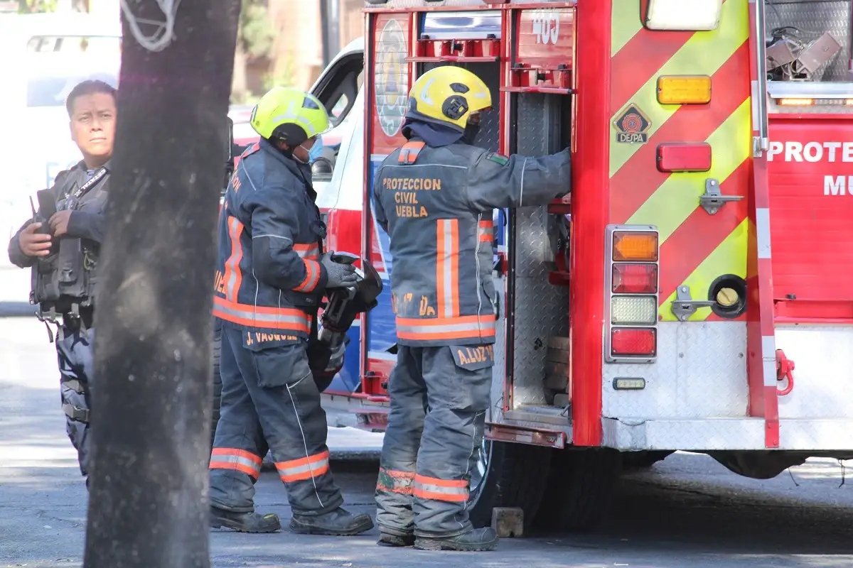 Mujer fallece tras caer de la terraza y quedar empalada en una reja en Infonavit La Victoria