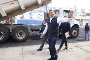 Reconstruye gobierno estatal 37 vialidades prioritarias en Puebla capital