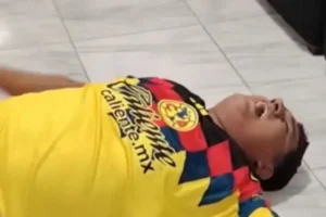 Se viraliza americanista llorando tras eliminación ante el Monterrey