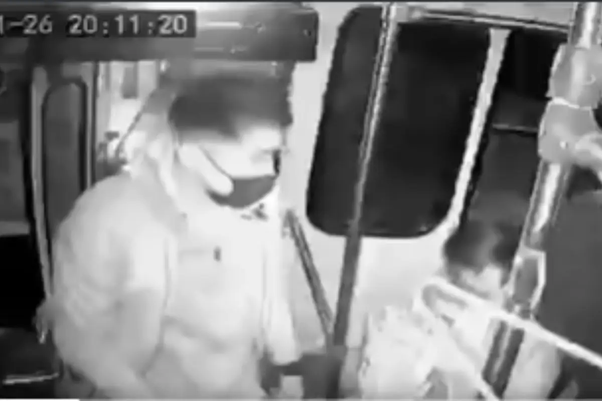 Sujetos armados asaltan ruta del transporte público en la 20 Poniente