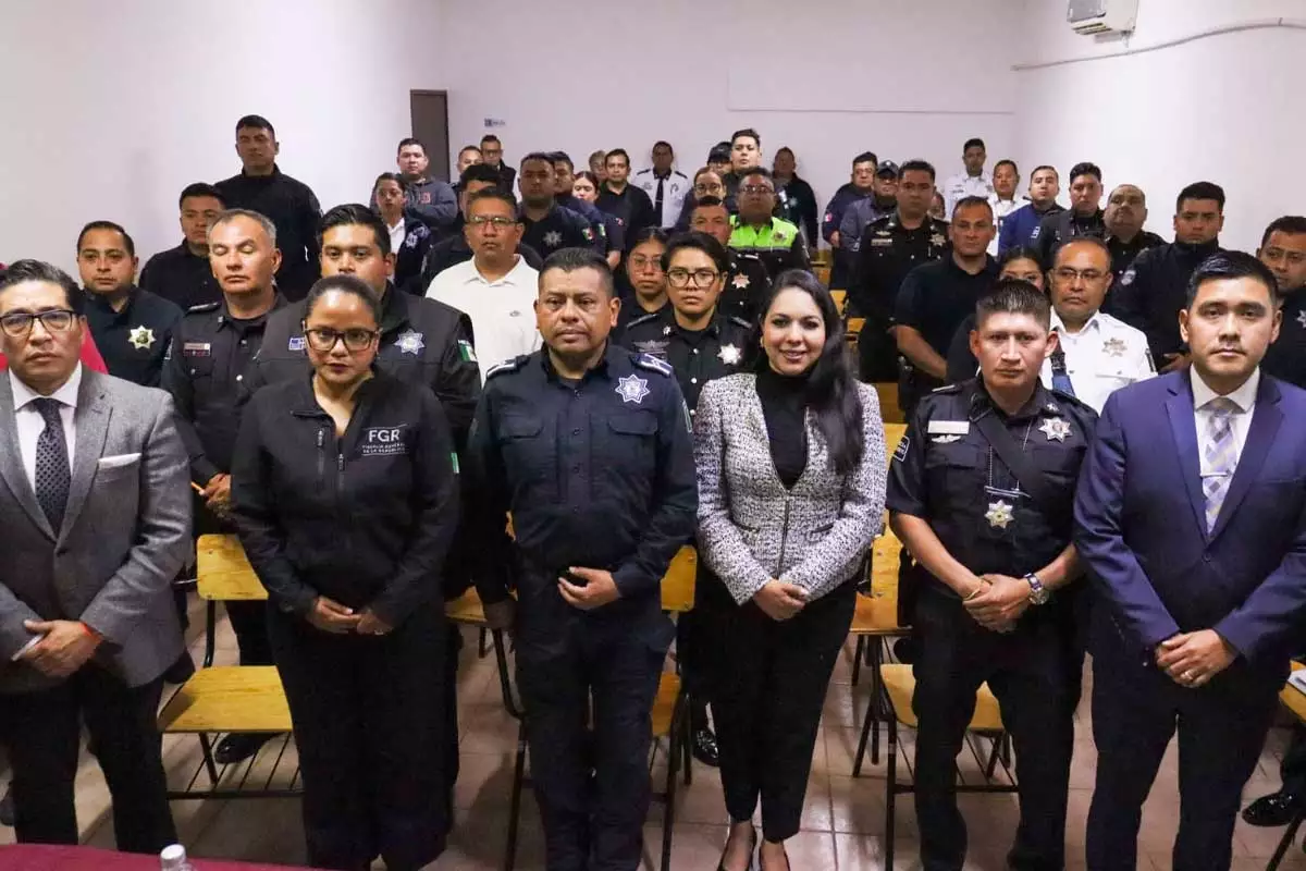 Tonantzin Fernandez impulsa la profesionalizacion policial en el Gobierno de Cholula 2