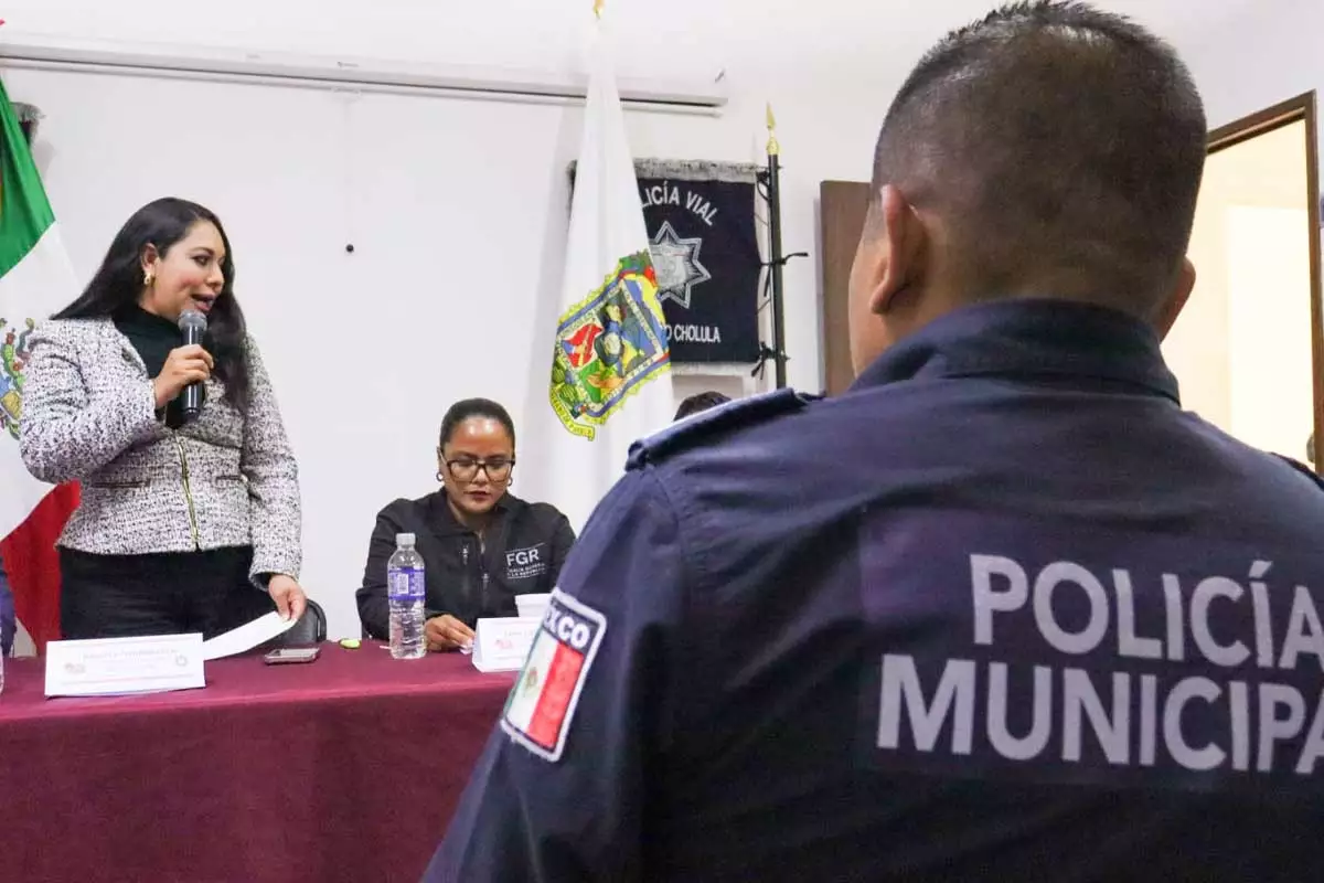 Tonantzin Fernandez impulsa la profesionalizacion policial en el Gobierno de Cholula 4