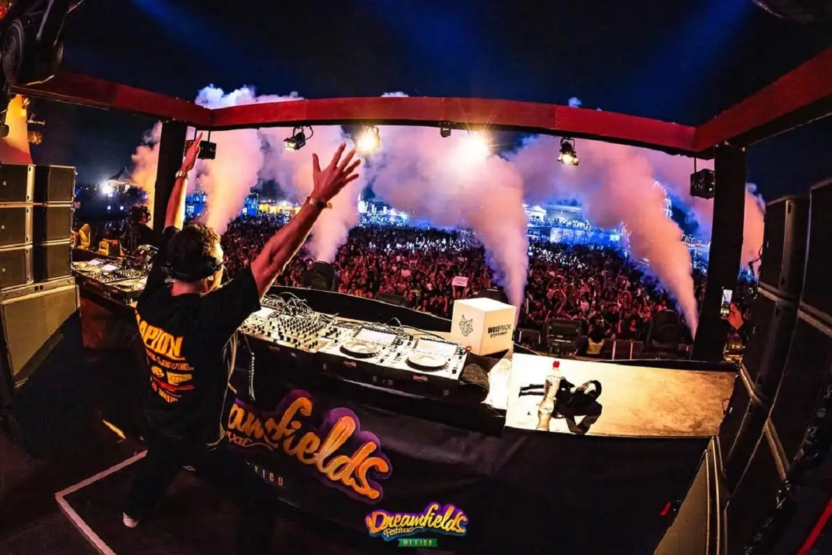 Transporte nocturno en el Dreamfields Festival