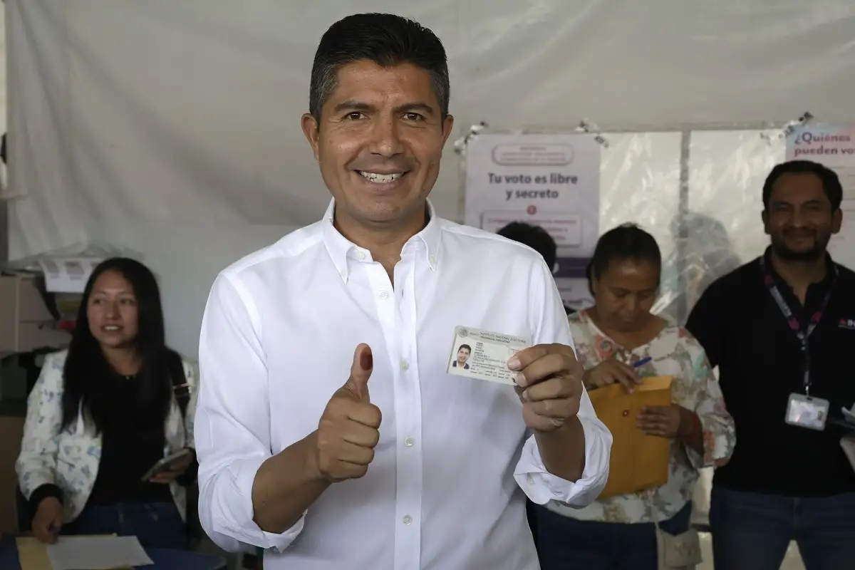 Ya es Eduardo Rivera militante de Movimiento Ciudadano