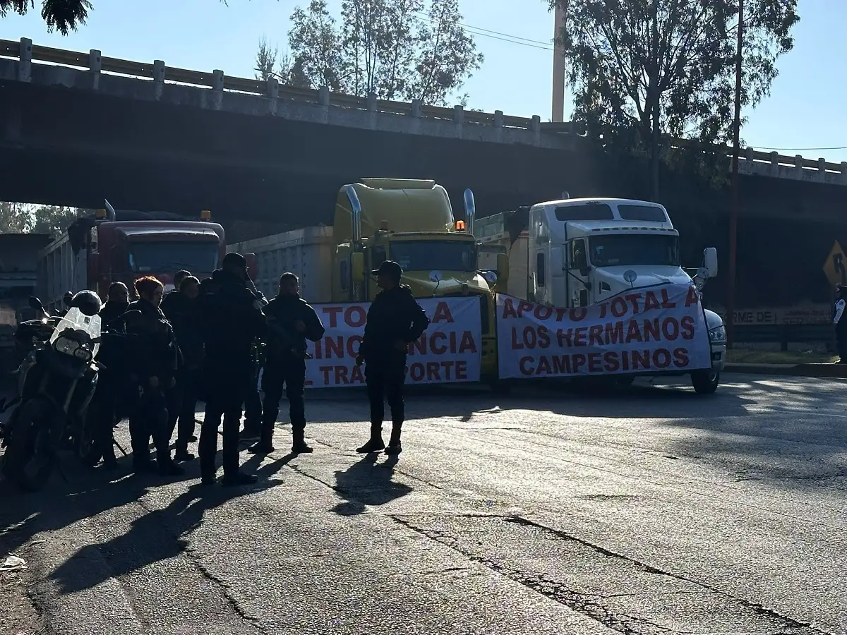 Por bloqueos del 24 de noviembre, Arco Norte en dirección a Texmelucan está cerrado