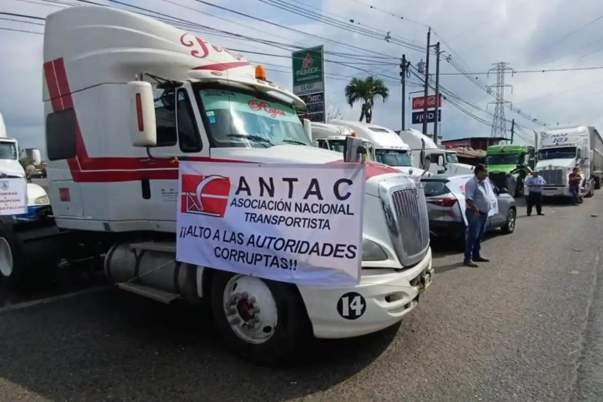 Por bloqueos del 24 de noviembre, Arco Norte en dirección a Texmelucan está cerrado