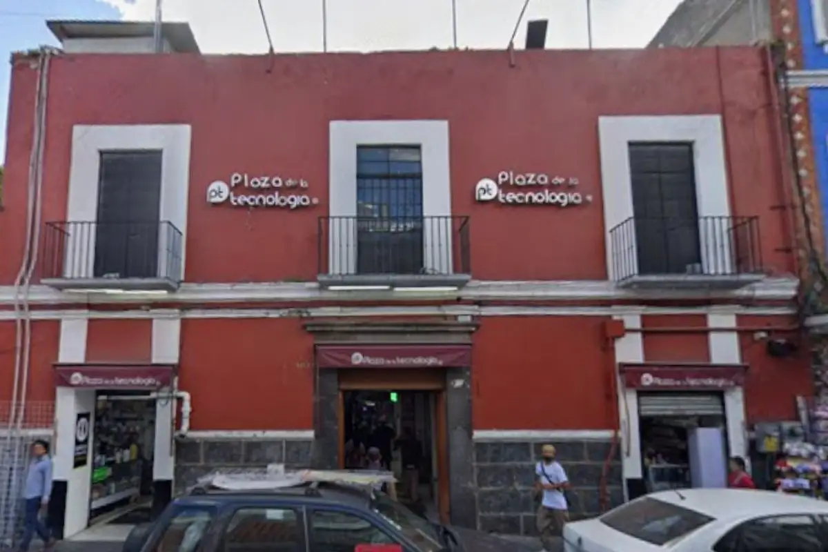 Clausuran cuatro locales en la Plaza de la Tecnología en Puebla