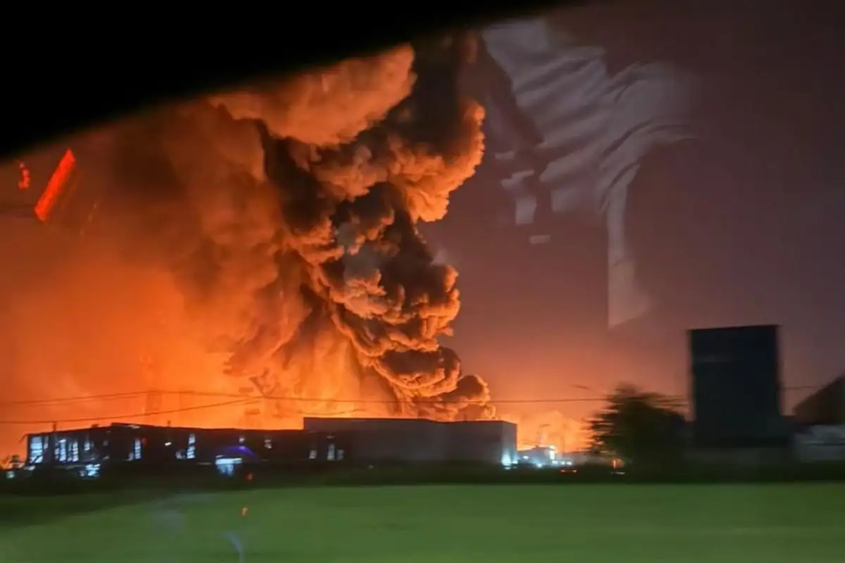 (VIDEOS) Explosión en zona industrial de Ezeiza deja al menos 20 heridos 4 ¿Qué fue lo que provocó la explosión en Ezeiza?