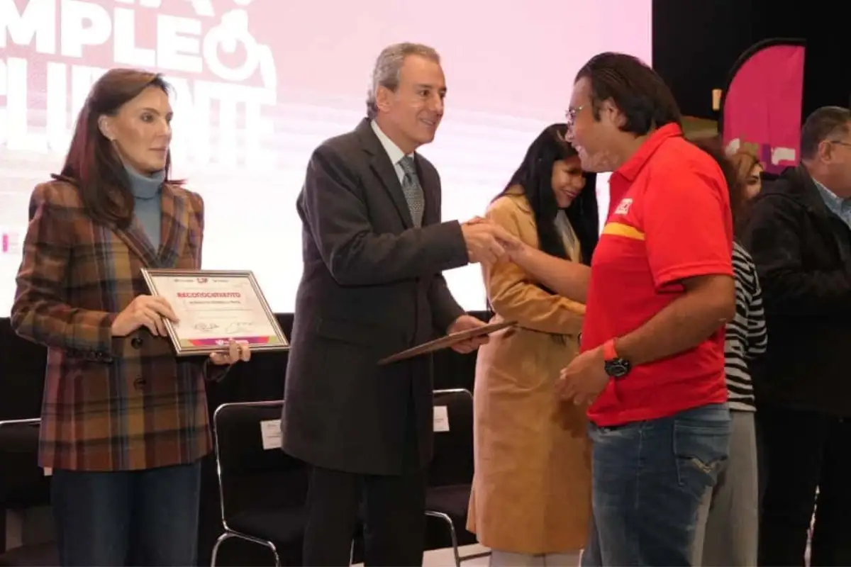 Inaugura Pepe Chedraui primera feria de Empleo Incluyente 2025