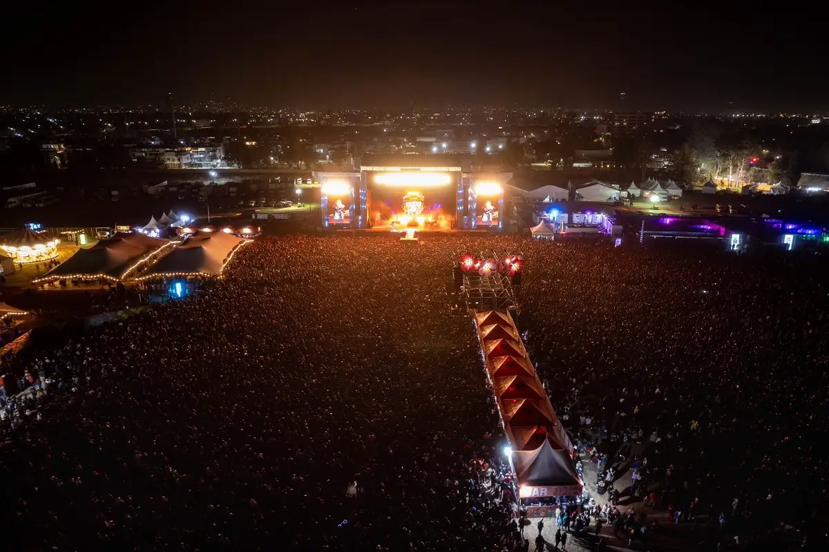 Estos serán los horarios del Tecate Comuna 2025: Zoé, Panteón Rococó, Molotov y más 2 Estos serán los horarios del Tecate Comuna 2025: Zoé, Panteón Rococó, Molotov y más