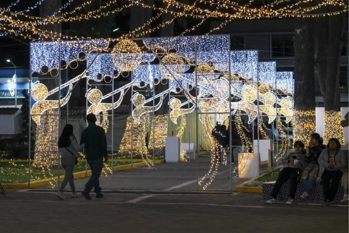 Roberto Solís inaugura la Villa Navideña 2025 en Huejotzingo; celebración que hará vibrar a las familias