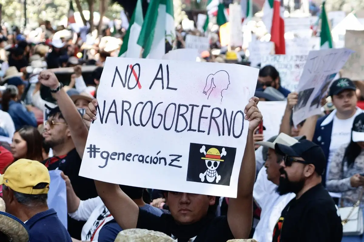Así se ve la marcha del 15 de noviembre en Puebla