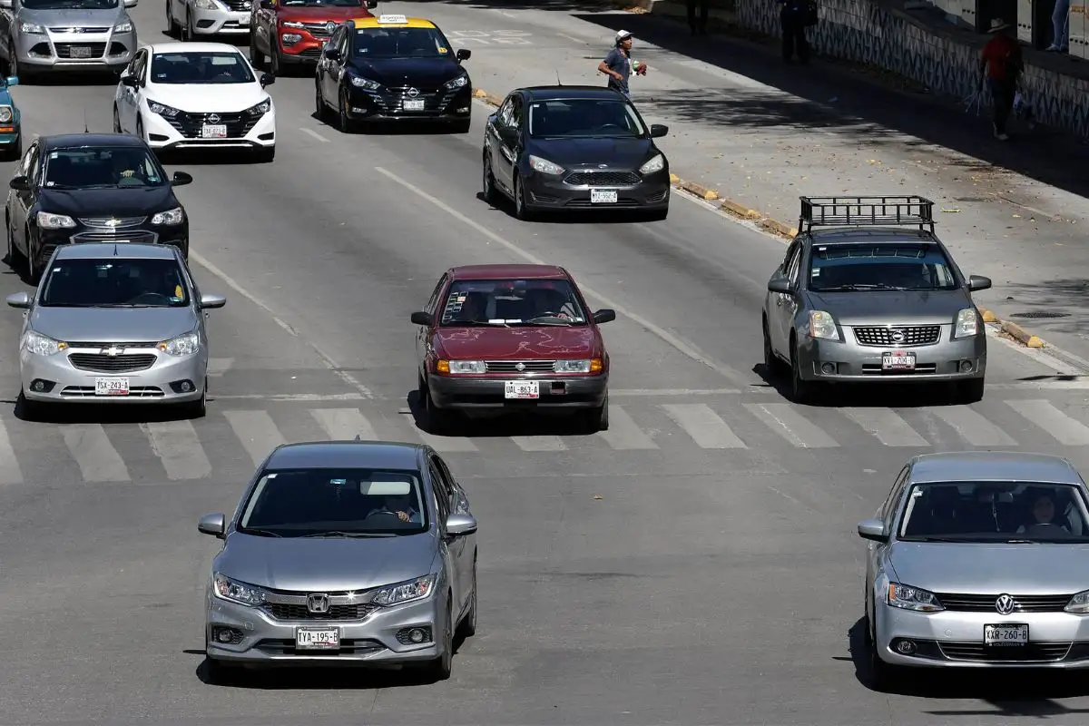 Multarán vehículos con placas foráneas en Puebla en 2026