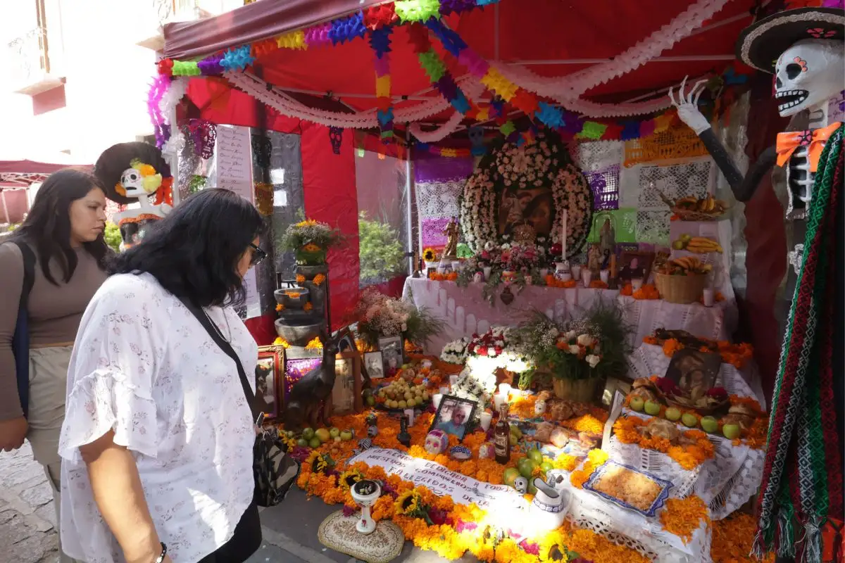 (FOTOS) Estas son las ofrendas en Los Sapos por Día de Muertos