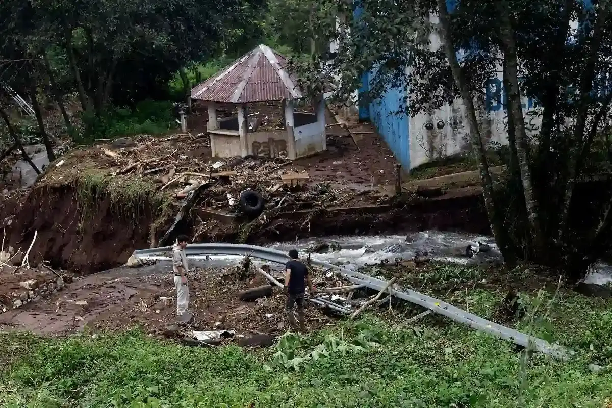 Reconstrucción en Puebla por las lluvias iniciará tras entrega de apoyos