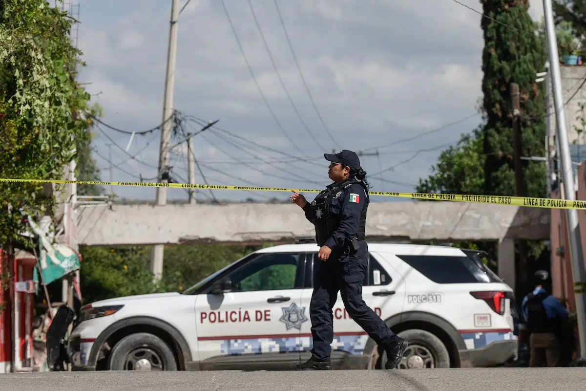 Disparan a un hombre que viajaba en taxi en la Calzada Zaragoza