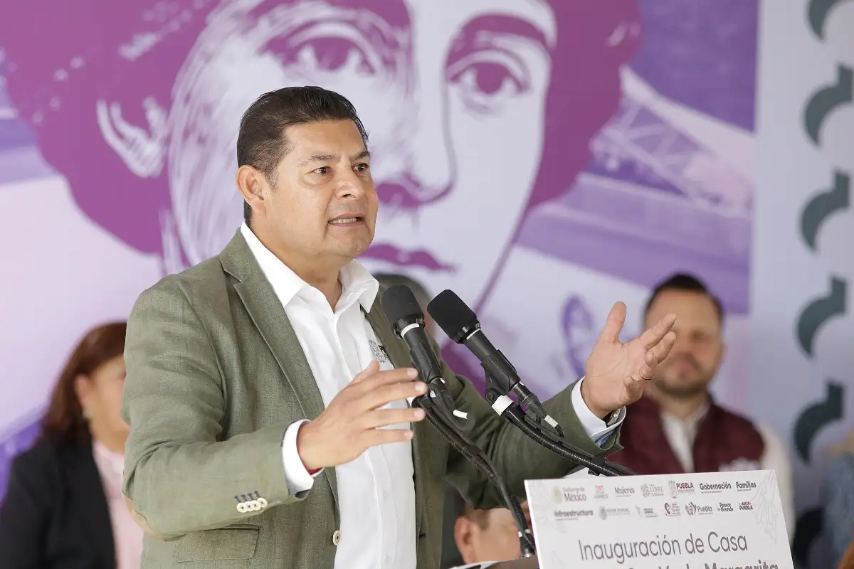 Abren Casa Carmen Serdán en La Margarita y anuncian estampilla postal