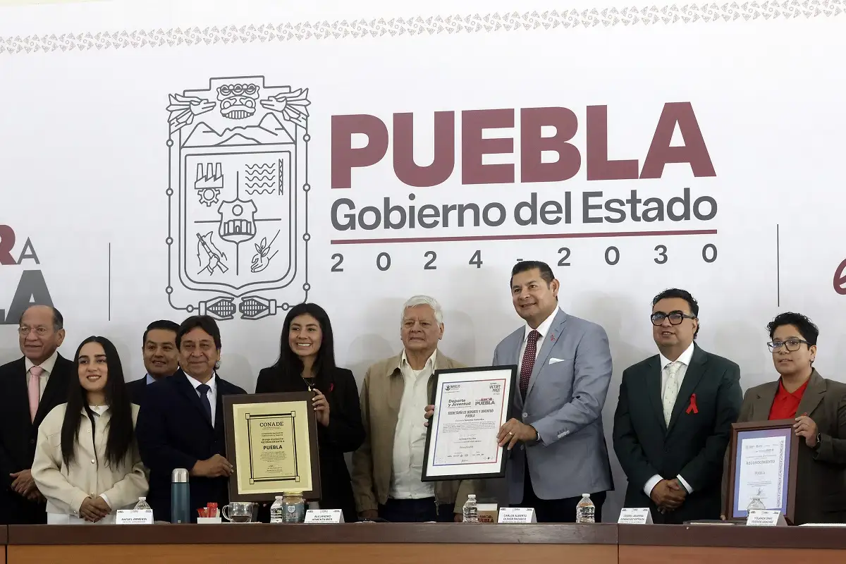 “No estoy haciendo vaquita como el que saqueó el estado”: Armenta aclara que no busca la presidencia 2 Armenta aclara que no busca la presidencia de México