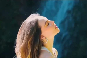 VIDEO: Belinda graba spot en Cuetzalan