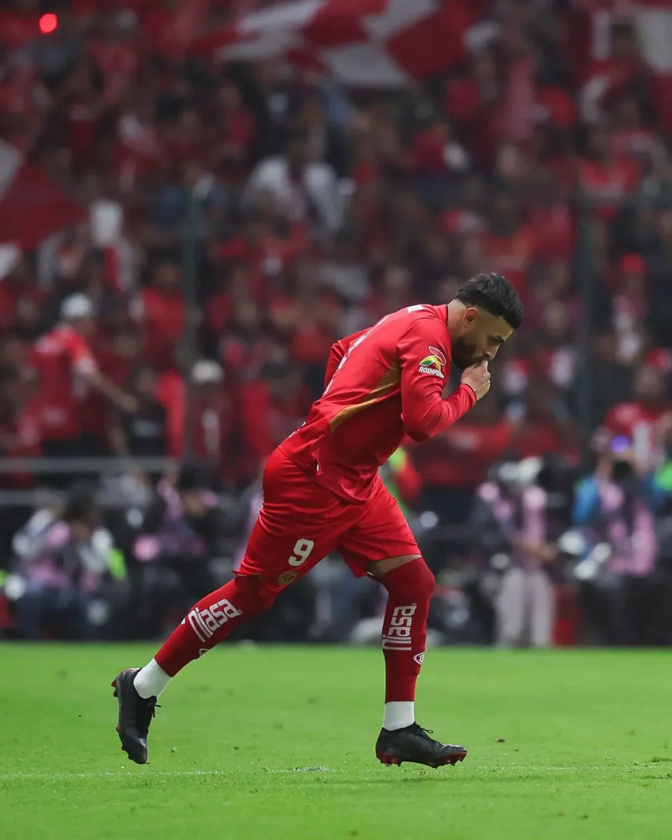 Quién es Alexis Vega, el delantero del Toluca del que todos hablan tras la final ante Tigres
