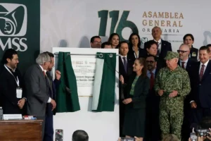 En su inauguración, renombran a San Alejandro por Hospital Carmen Serdán