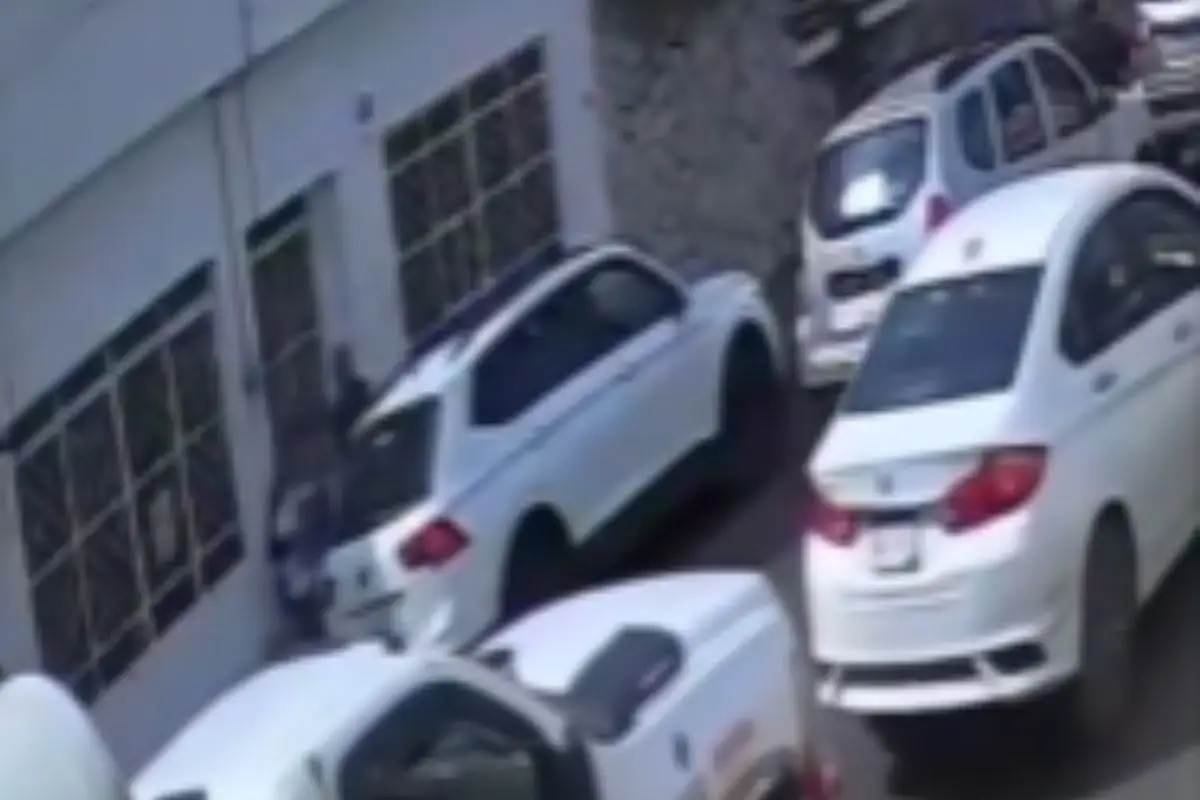 roban camioneta en El Carmen