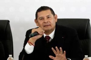Armenta pide justicia por Cecilia Monzón y Mayca Álvarez