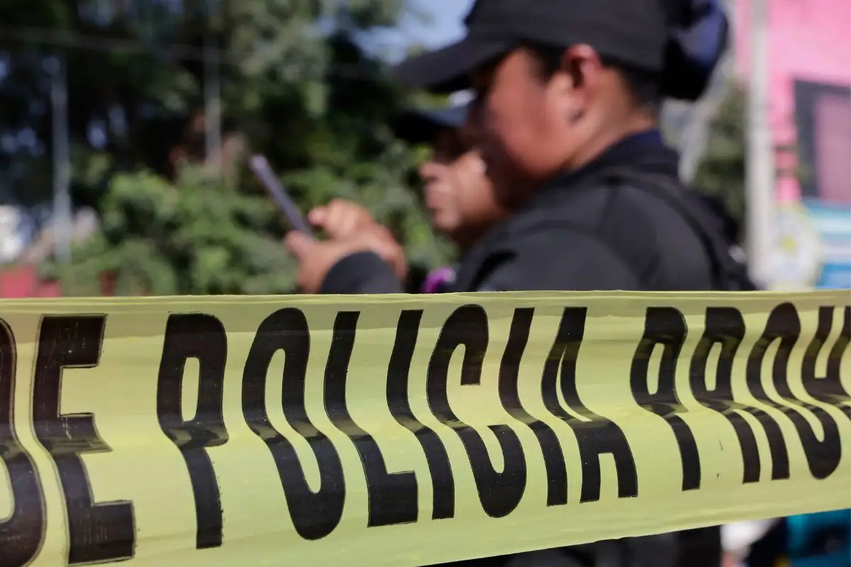 violento asalto armado en la colonia Bosques de Manzanilla