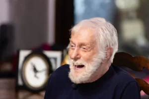 Dick Van Dyke cumple 100 años y este es su secreto de vida