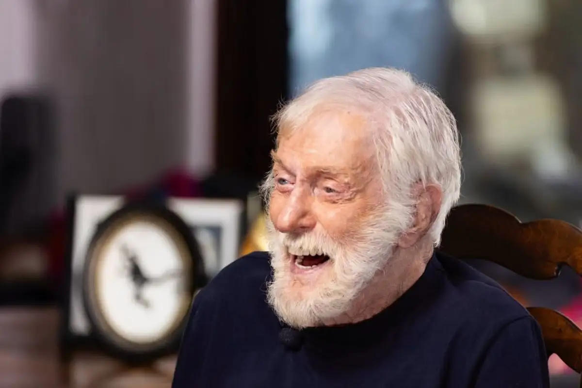 Dick Van Dyke cumple 100 años y luce así de joven ¿Cuál es su secreto? 1 Dick Van Dyke cumple 100 años y este es su secreto de vida