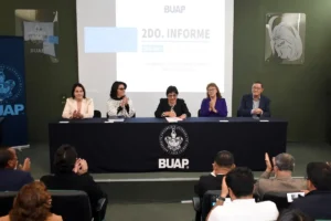 Reconoce Rectora Lilia Cedillo el impulso que dan docentes a estudiantes en la FCC