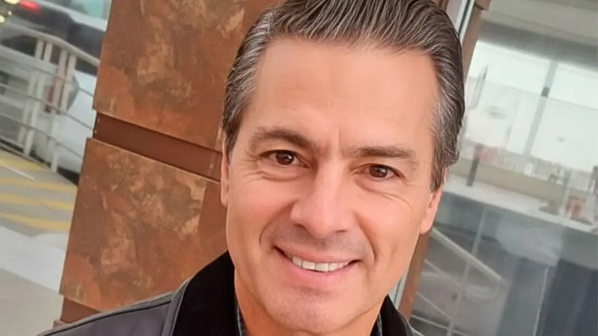 Reaparece Enrique Peña Nieto en Metepec; lo ven en oficinas del SAT