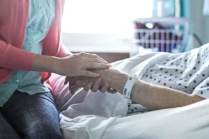 ¿Eutanasia en Puebla? Proponen en Congreso iniciativa de muerte digna