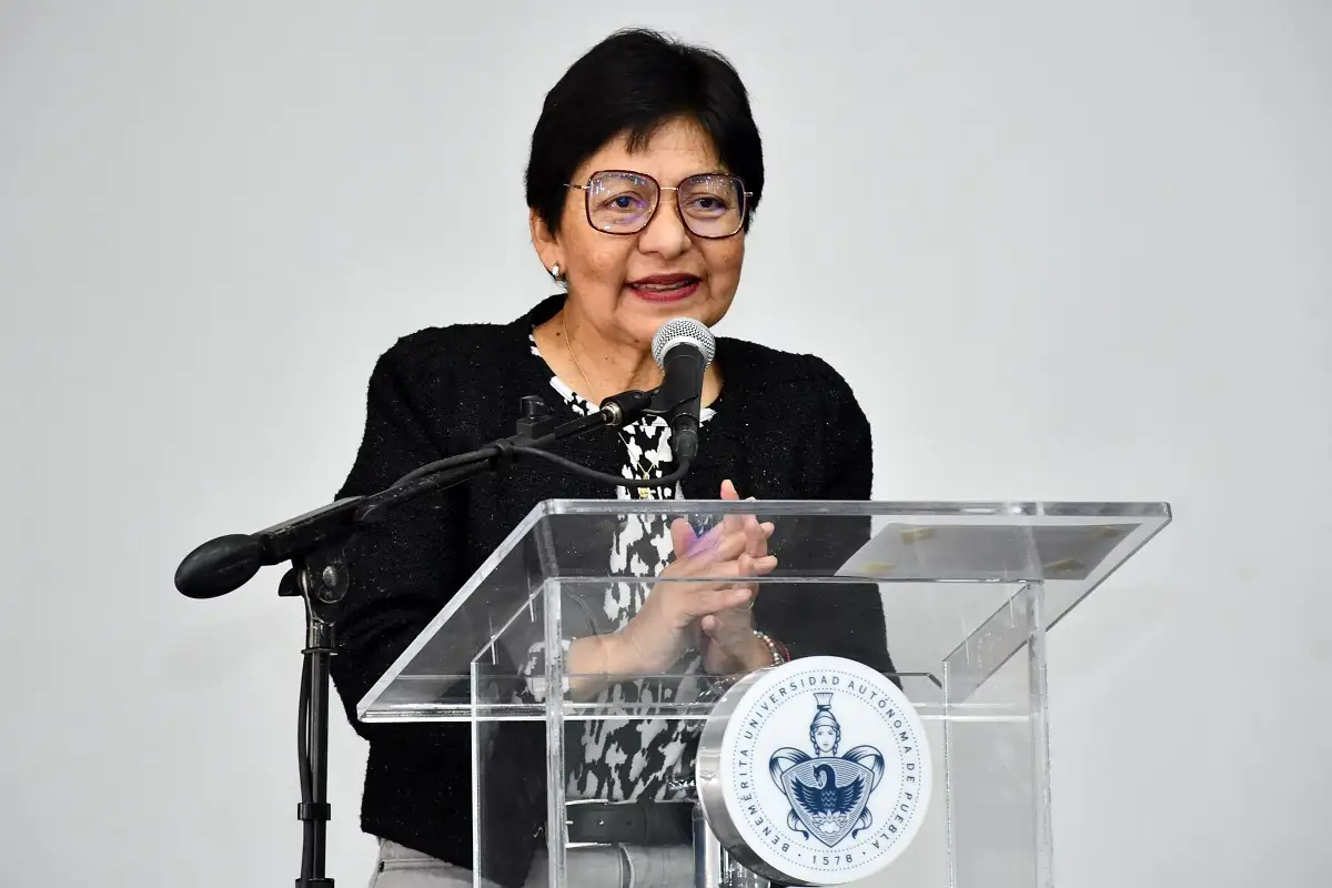 Forma BUAP profesionales competentes que orientarán el futuro del país