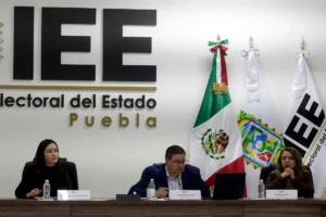 IEE aprueba calendario de sanciones contra siete partidos en Puebla