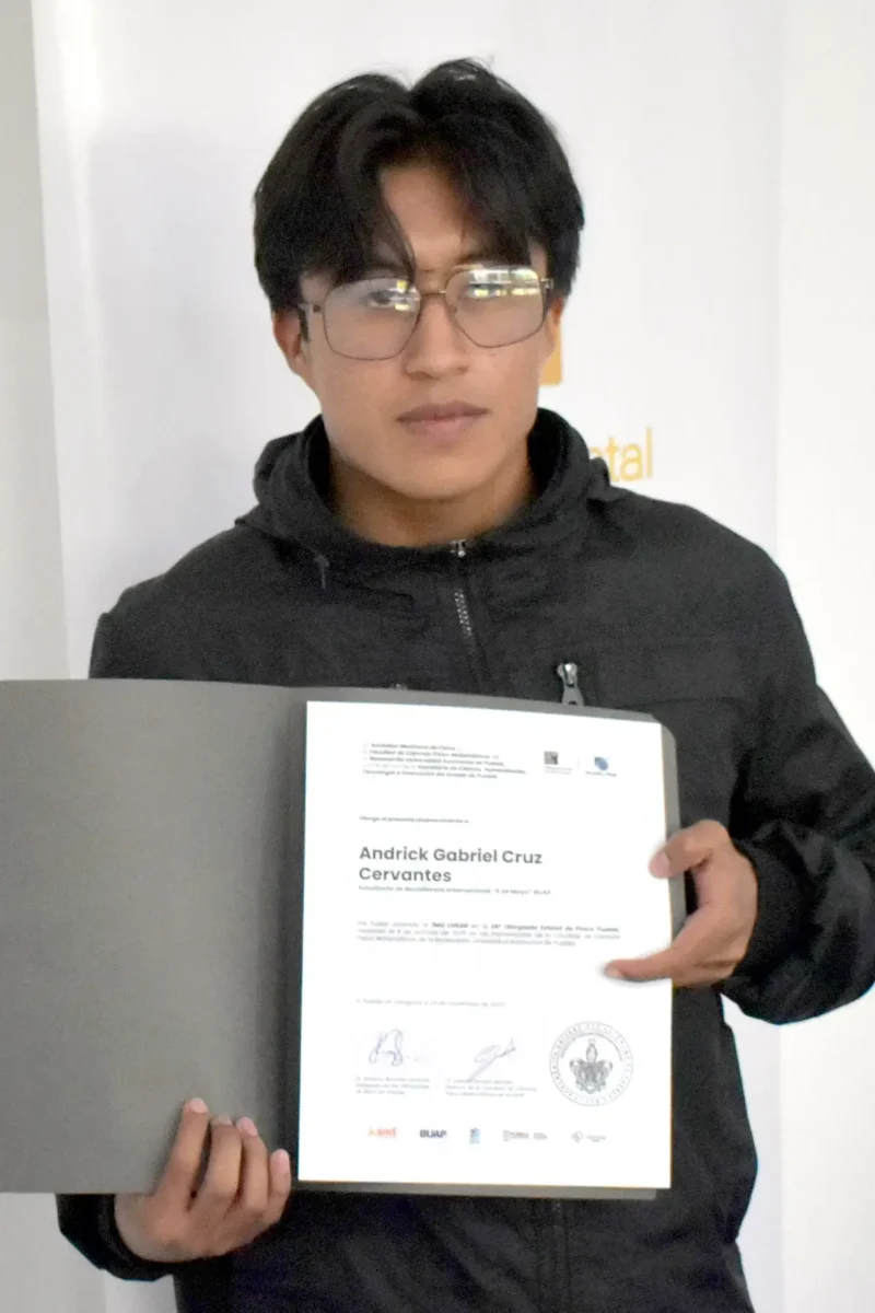 Destacan estudiantes BUAP en olimpiadas estatales y nacionales de Física 2025