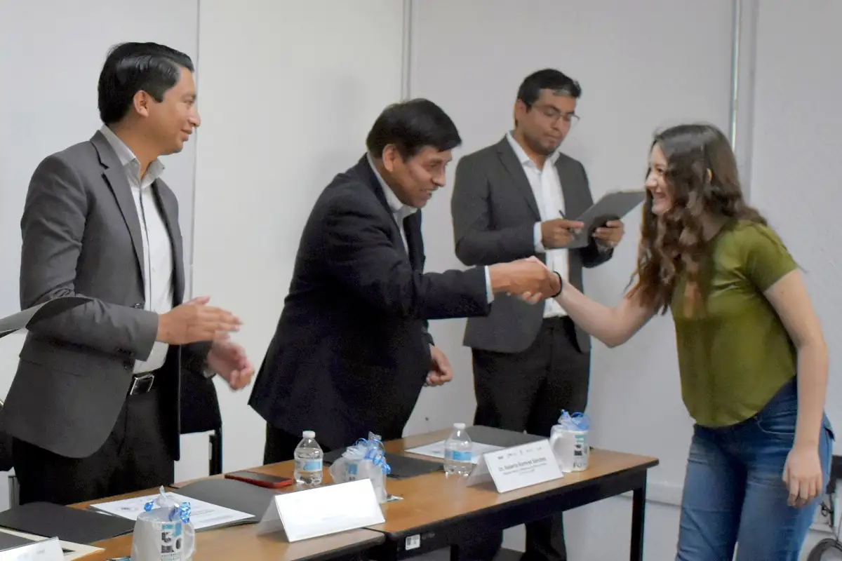 Destacan estudiantes BUAP en olimpiadas estatales y nacionales de Física 2025