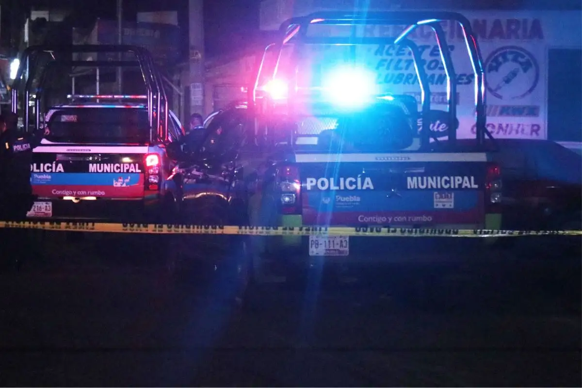 Persecución en Galaxia Manzanilla termina con dos policías heridos