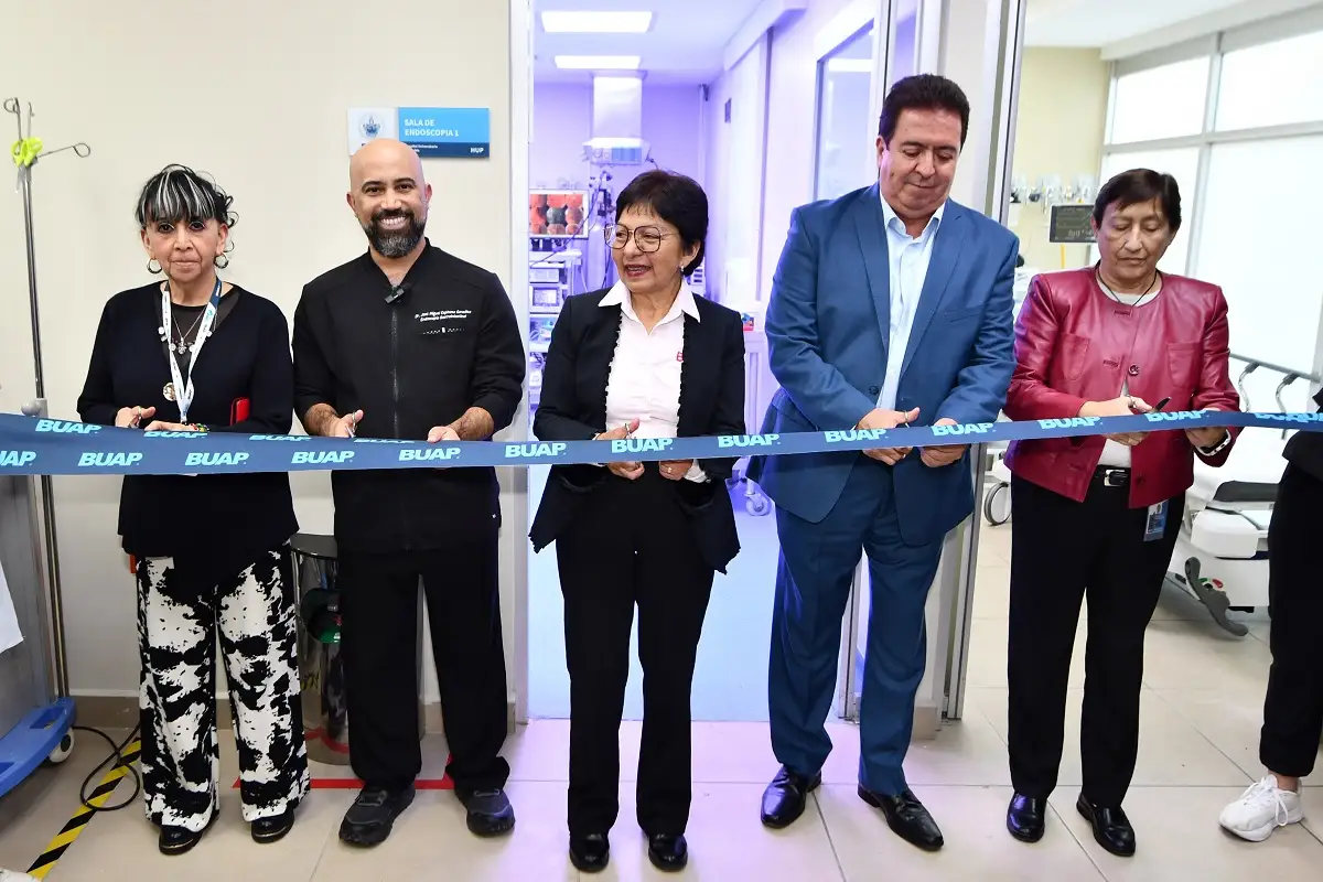 Rectora Lilia Cedillo inaugura las unidades de Endoscopía, Hemodiálisis y Hemodinamia y Cirugía Mayor del HU